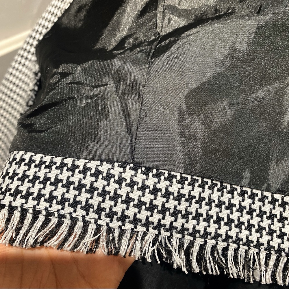 🖤 VOYELLES BLACK & WHITE CHECKERED FRINGE FALL BLAZER JACKET! - Picture 9 of 11